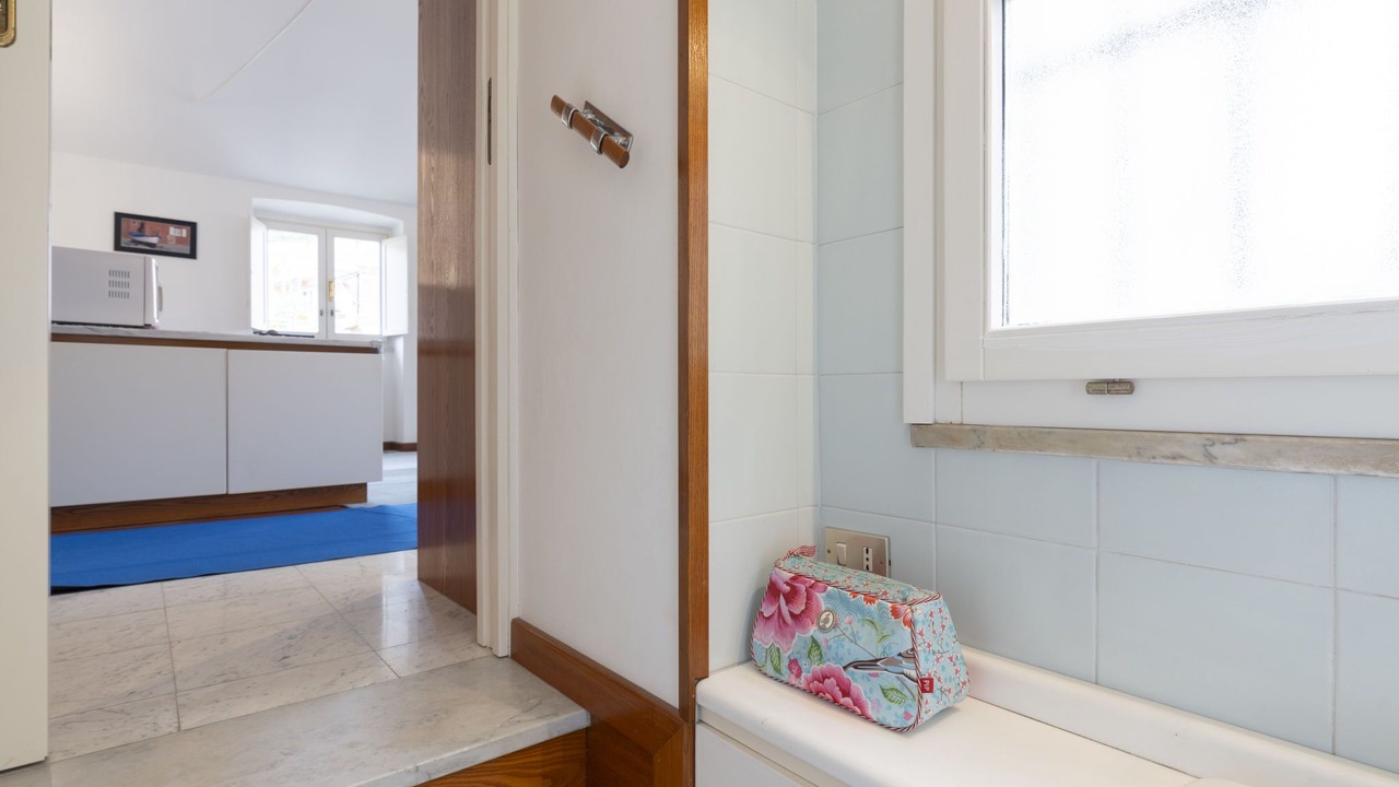 Photo of Bathroom in Noli