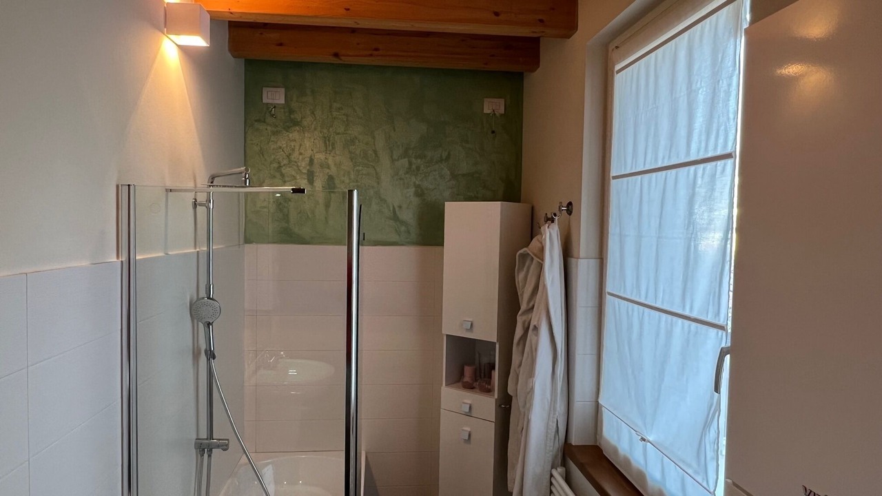 Photo of Bathroom in Negrar