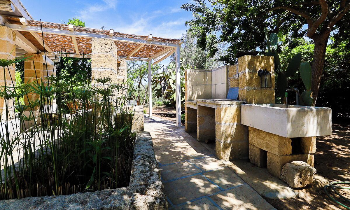 Photo of Outdoor in Matino