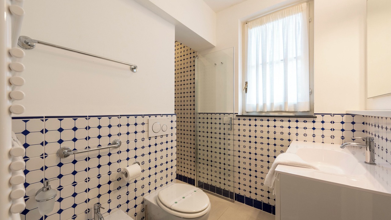 Photo of Bathroom in Recco