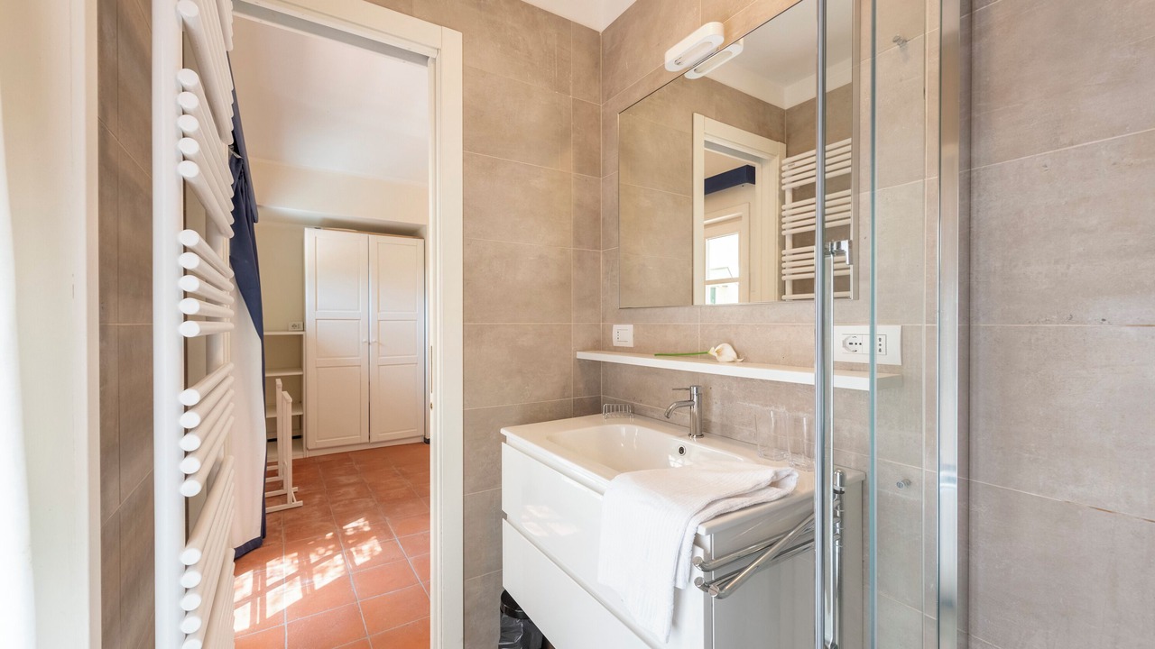 Photo of Bathroom in Recco