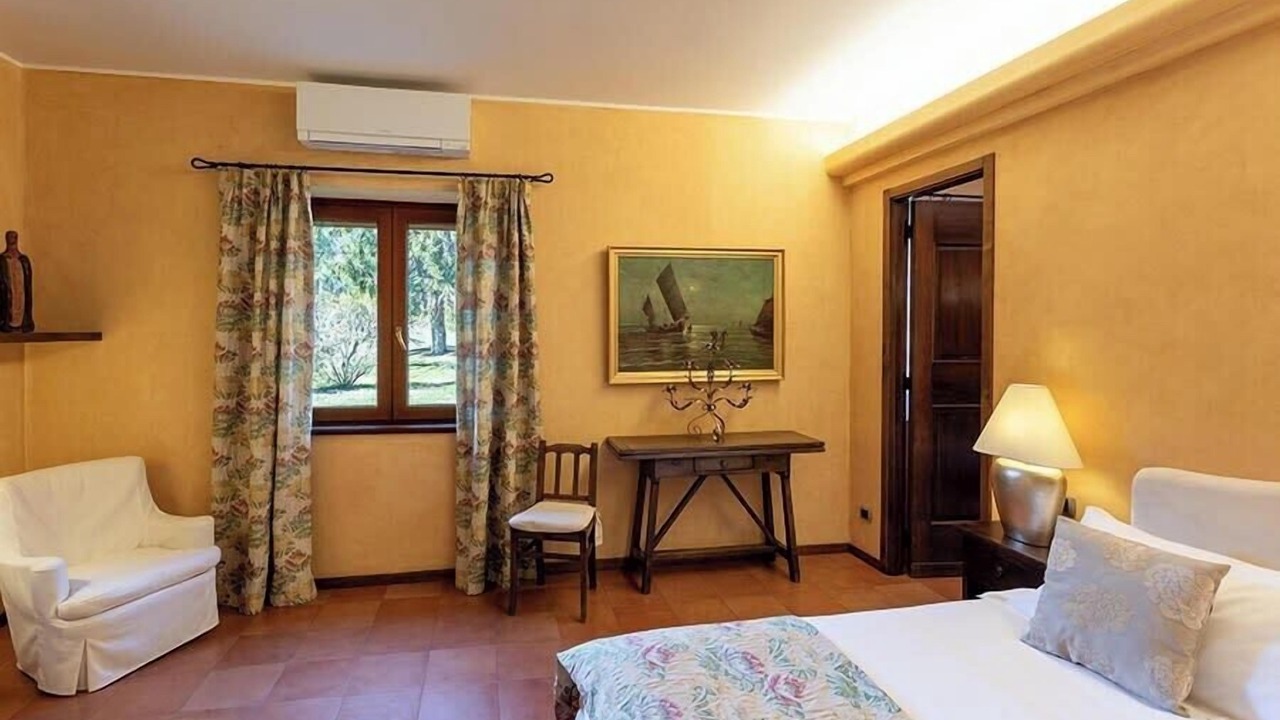 Photo of Bedroom in Lesa