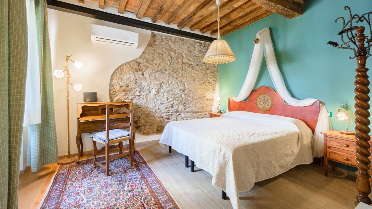 Photo of Bedroom in Querceta