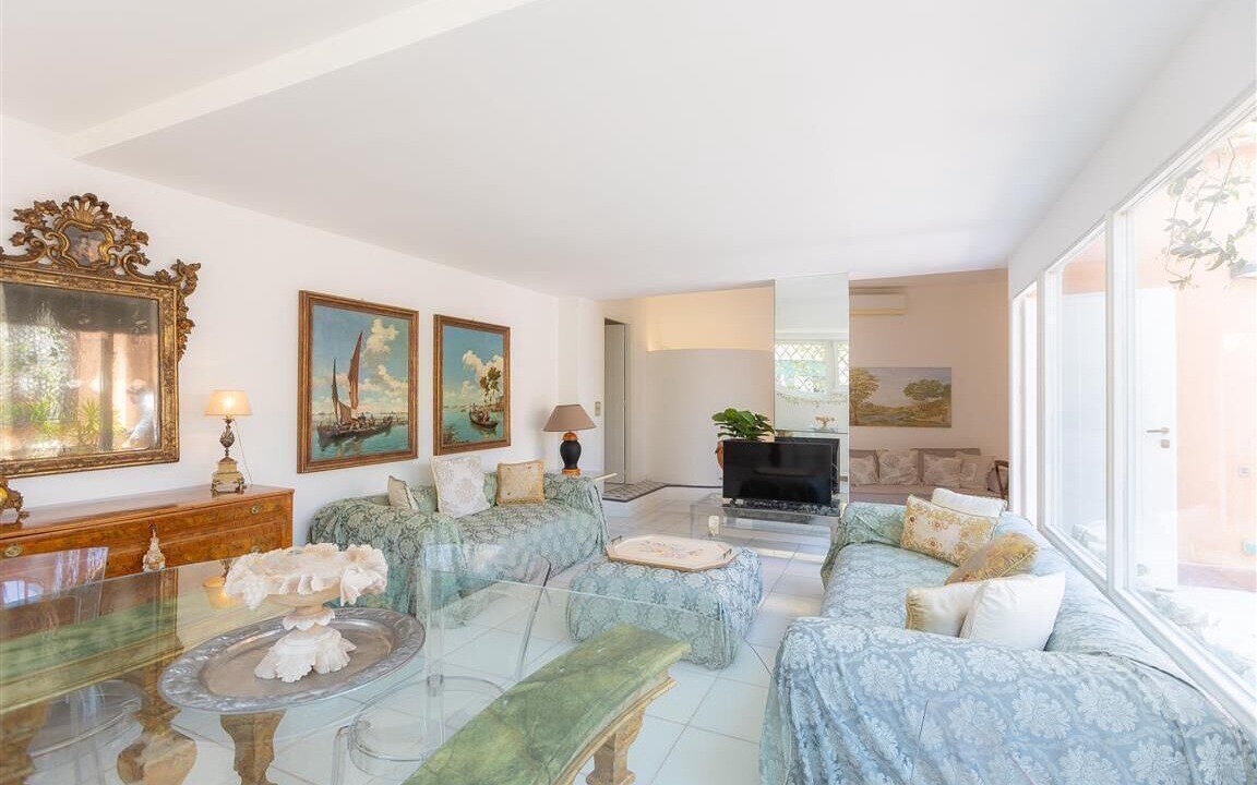 Photo of Livingroom in Sallustiano