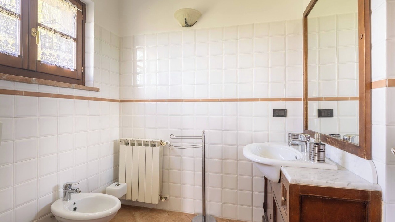 Photo of Bathroom in Acquasparta
