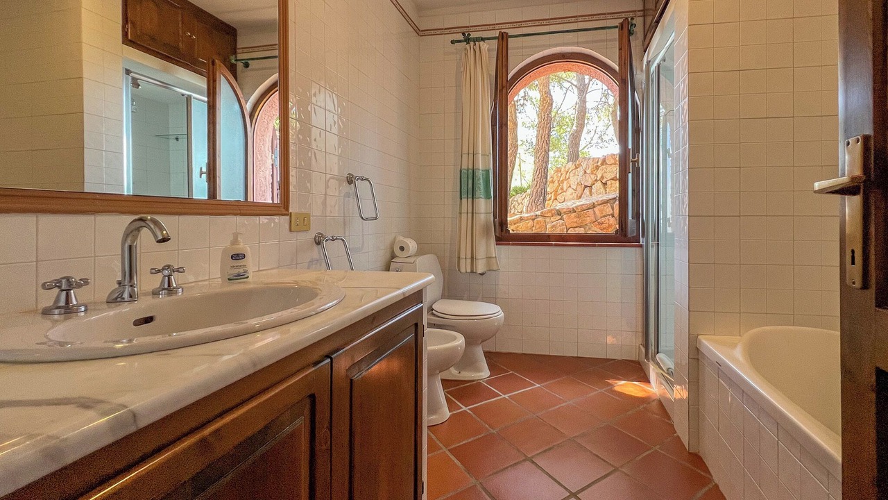 Photo of Bathroom in Eden Rock