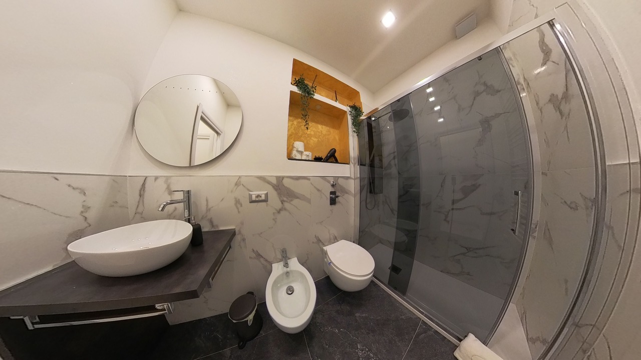 Photo of Bathroom in Gorla