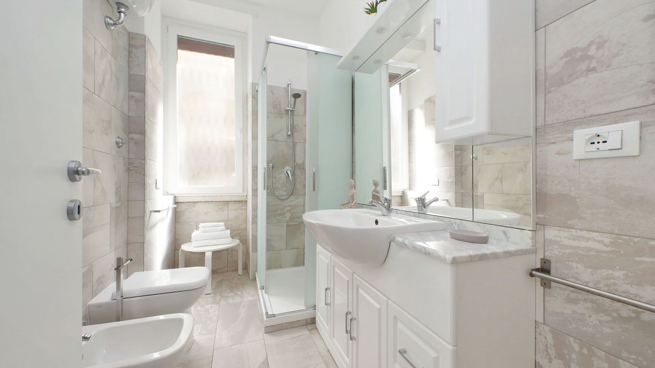 Photo of Bathroom in Universita