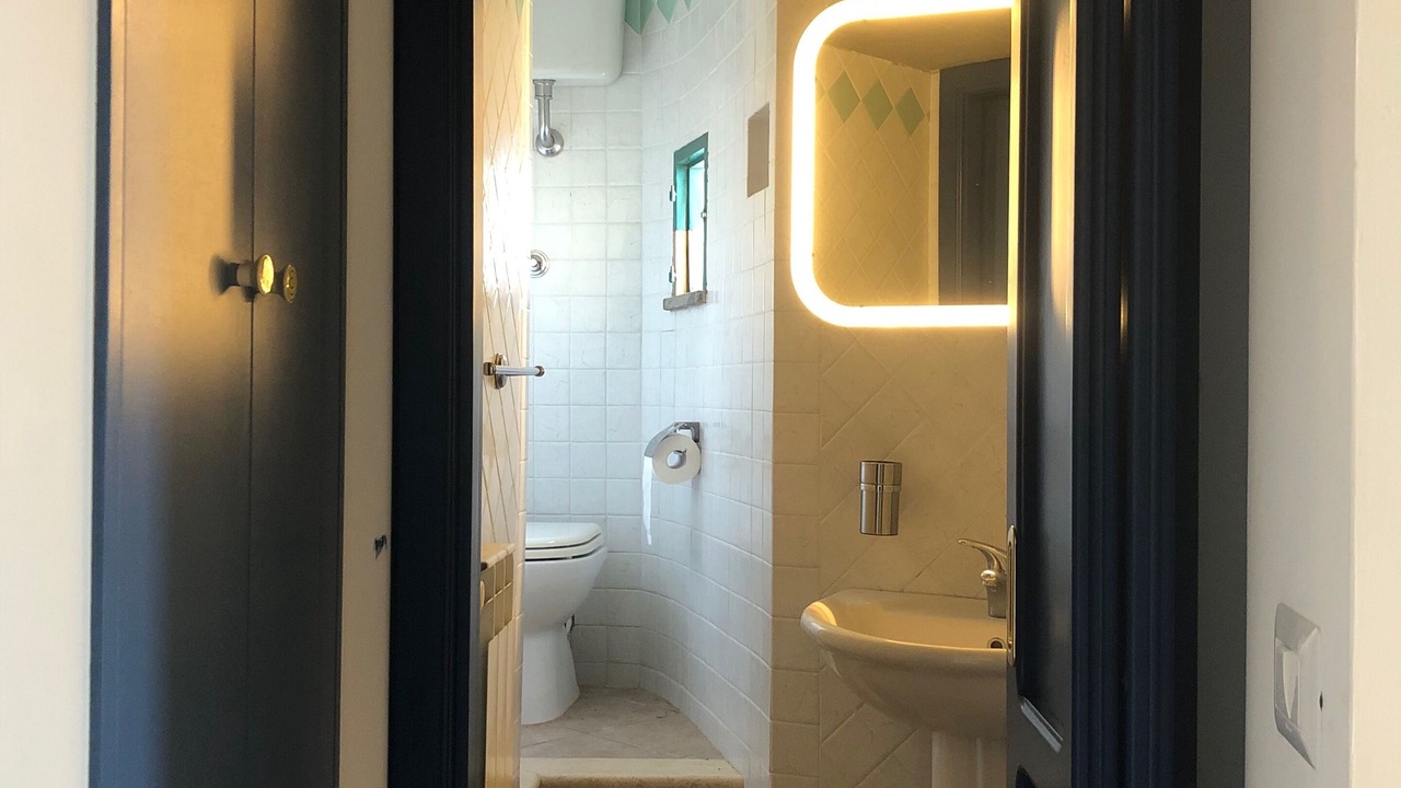 Photo of Bathroom in Castellabate Historic Centre