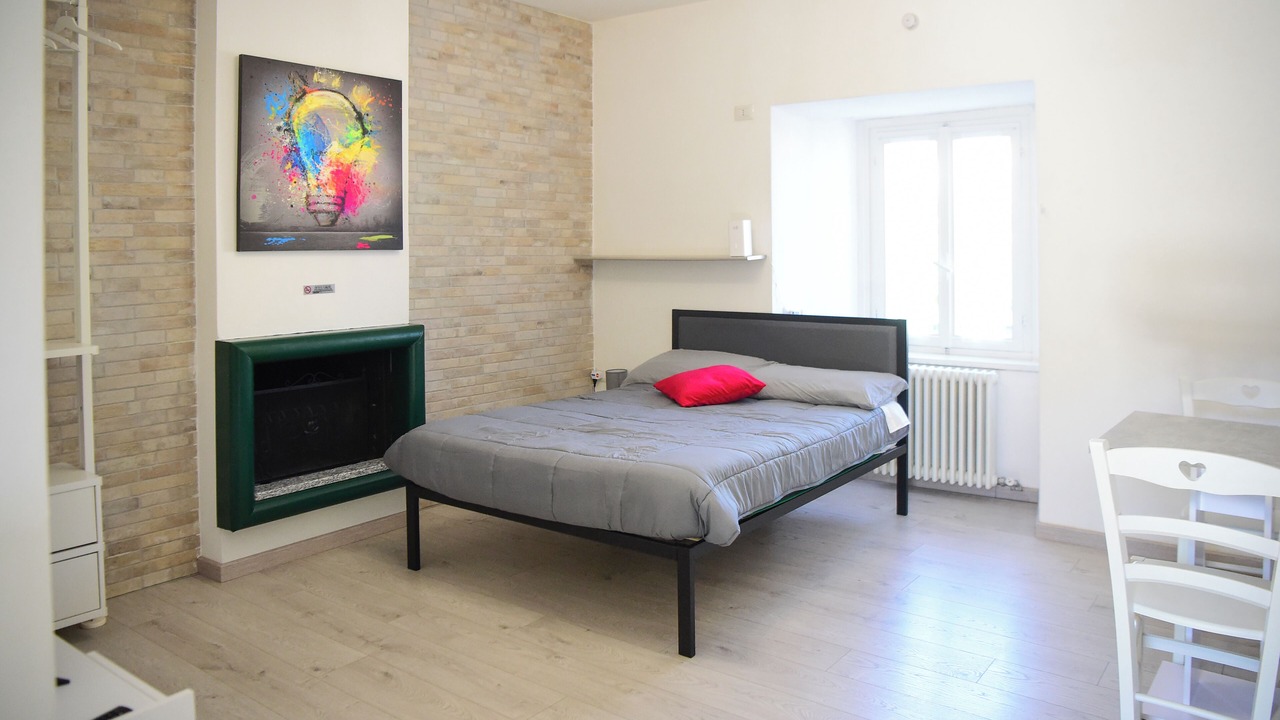 Photo of Bedroom in Mercallo