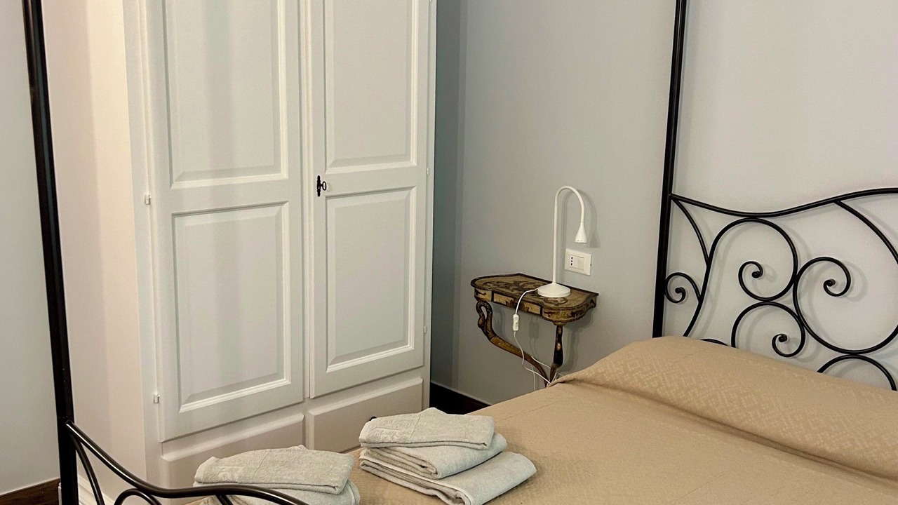 Photo of Bedroom in Verona City Centre