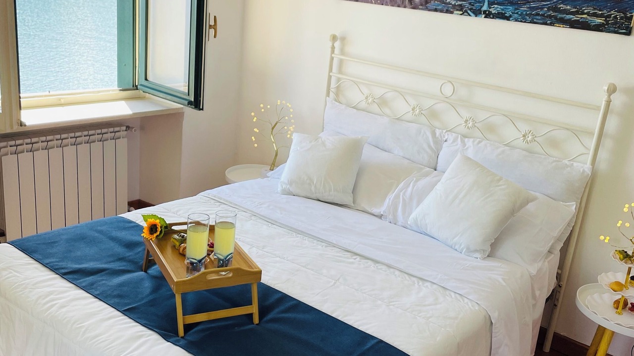 Photo of Bedroom in Cannobio