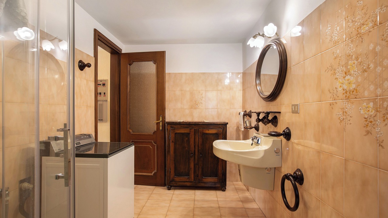 Photo of Bathroom in Aymavilles