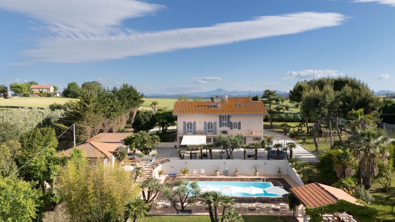 Photo of Outdoor in Ostra