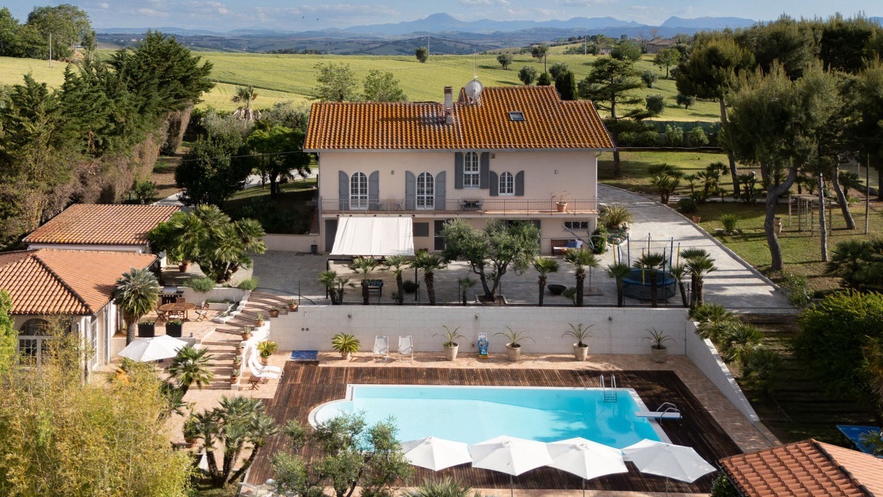 Photo of Outdoor in Ostra