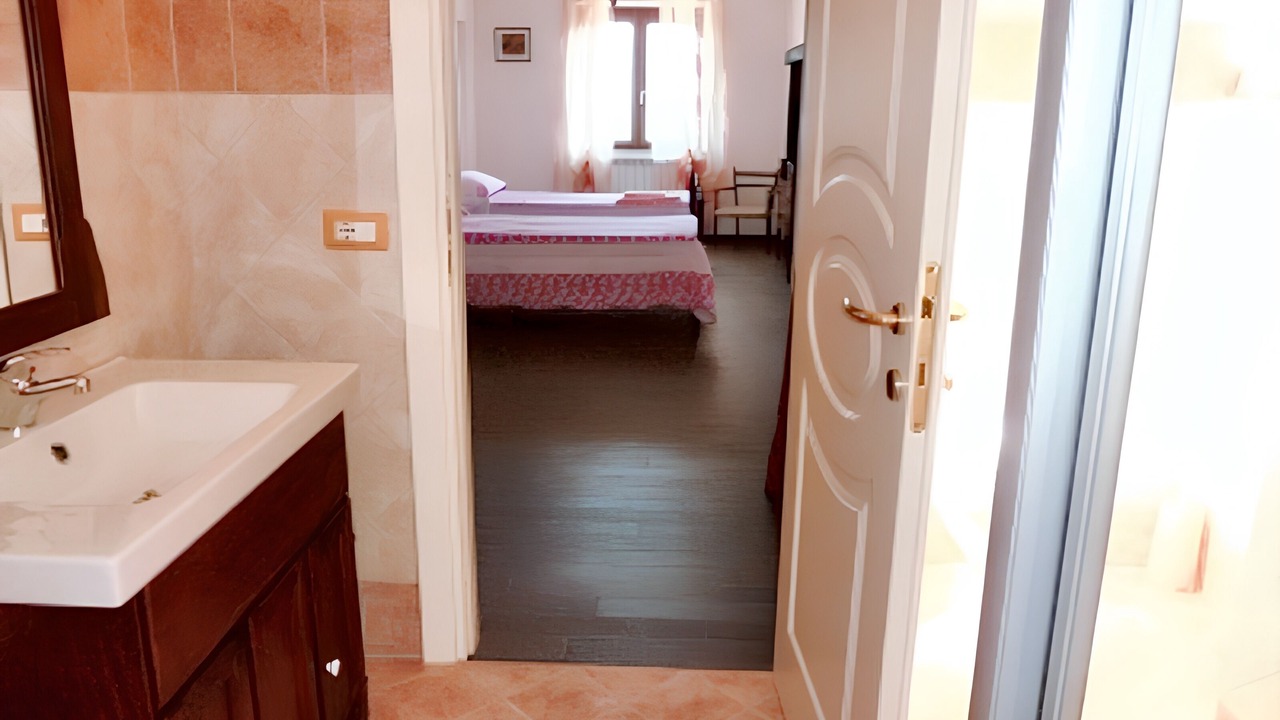 Photo of Bathroom in Barga