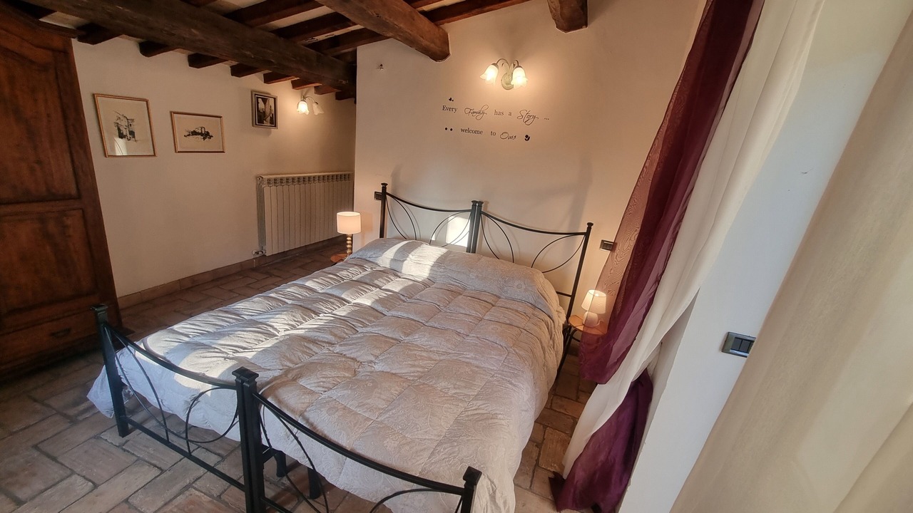 Photo of Bedroom in Bovara