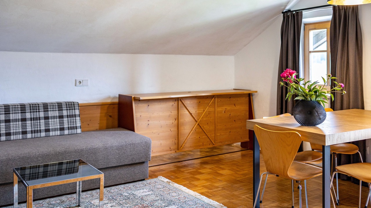 Photo of Livingroom in Issengo