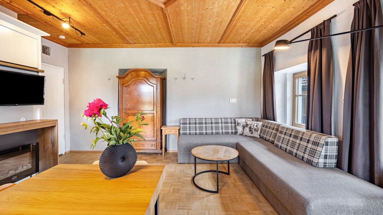 Photo of Livingroom in Issengo