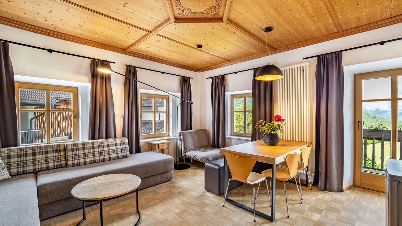 Photo of Livingroom in Issengo