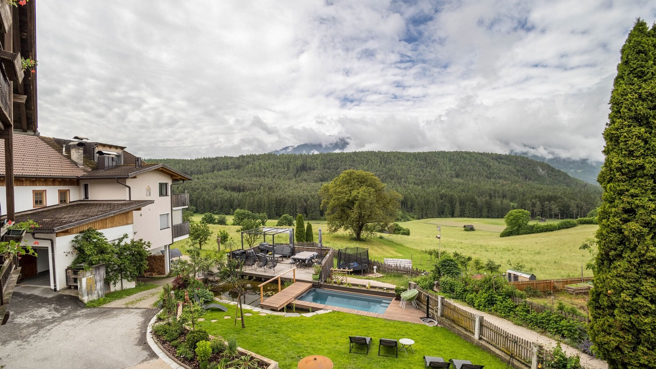 Photo of Outdoor in Issengo