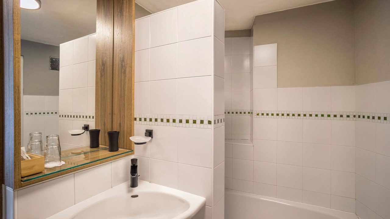 Photo of Bathroom in Issengo