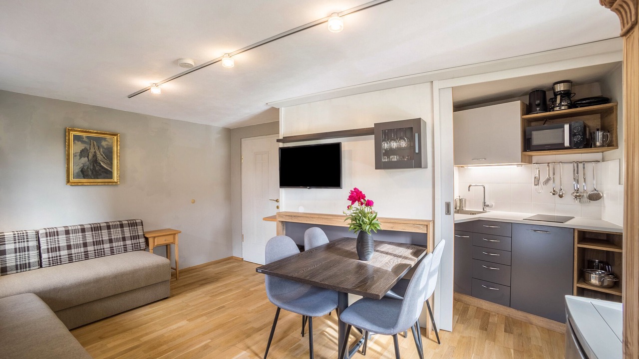 Photo of Livingroom in Issengo
