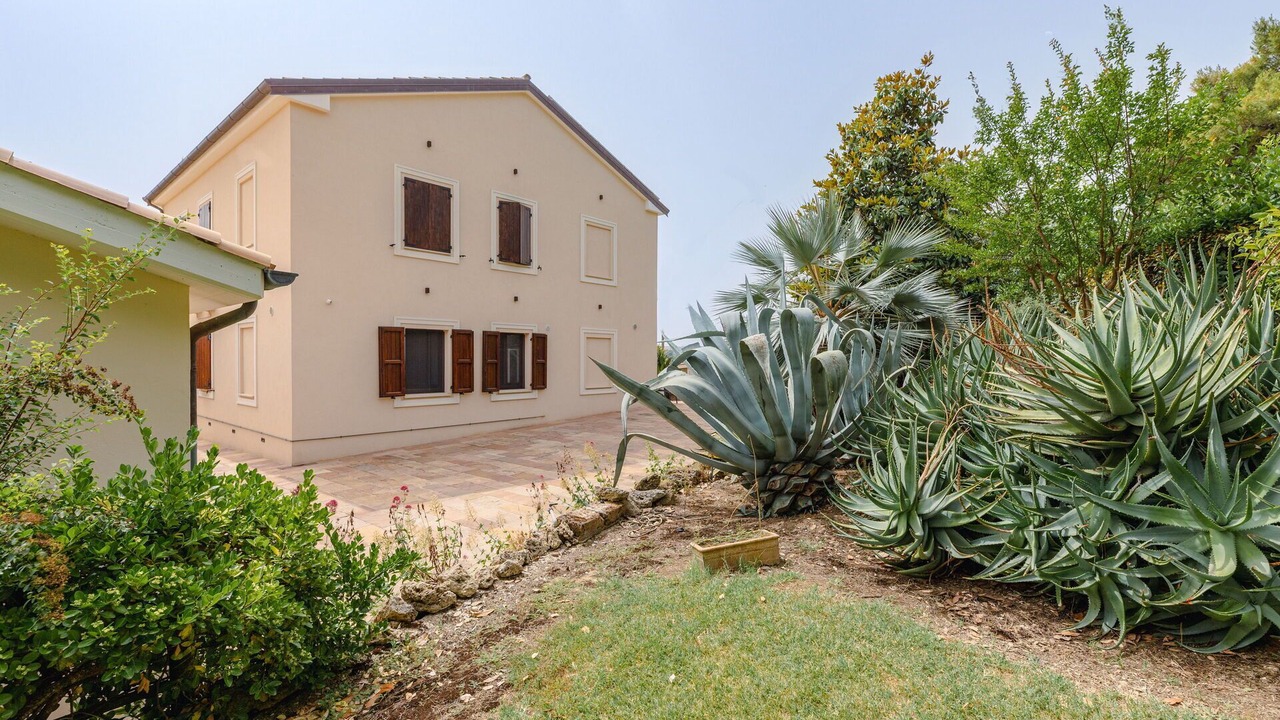 Photo of Outdoor in Loreto