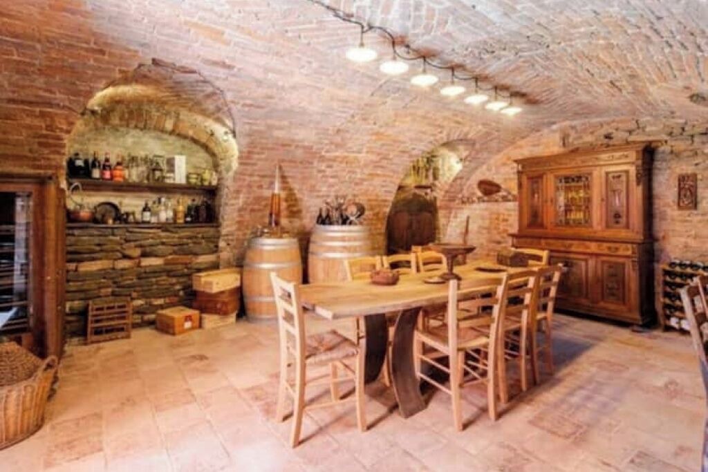Photo of Others in Barbaresco
