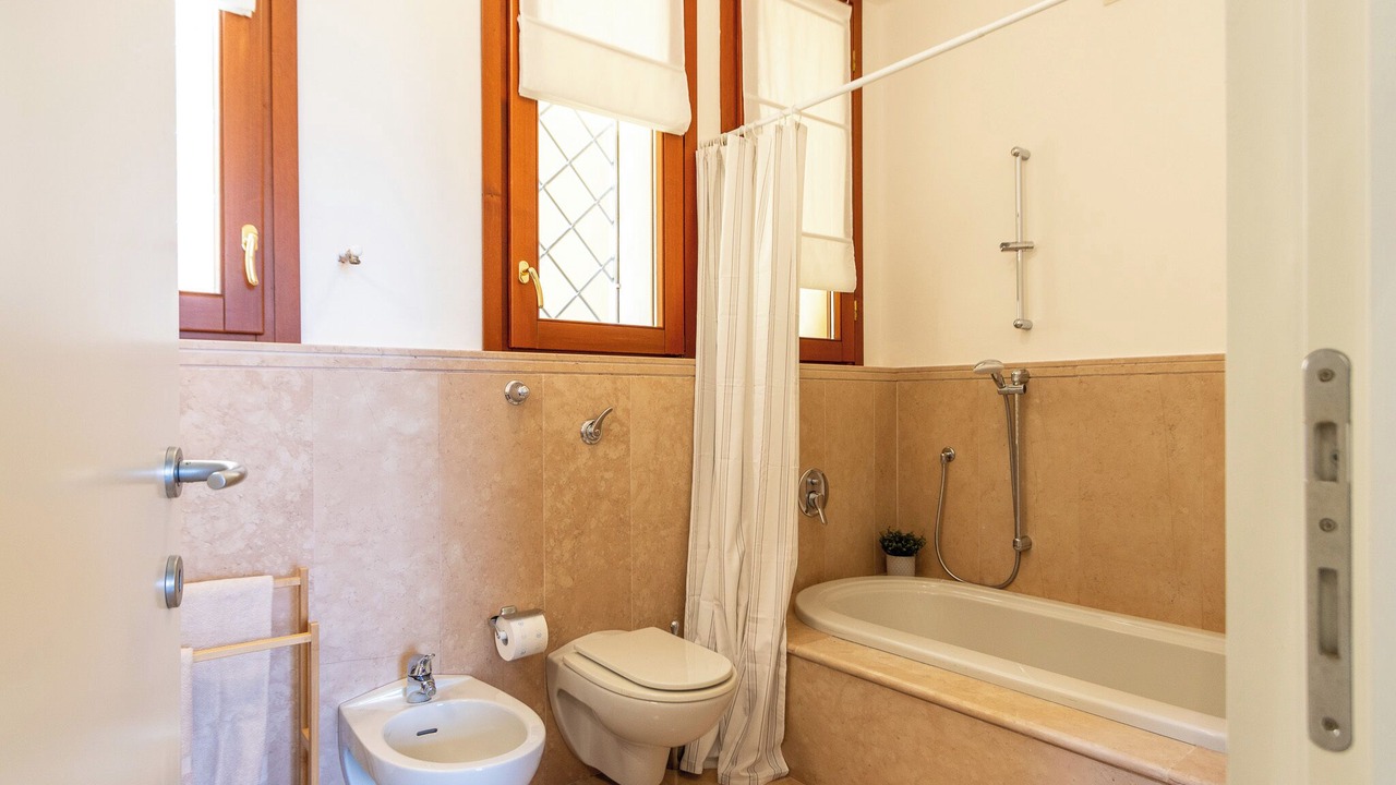 Photo of Bathroom in Montevecchia