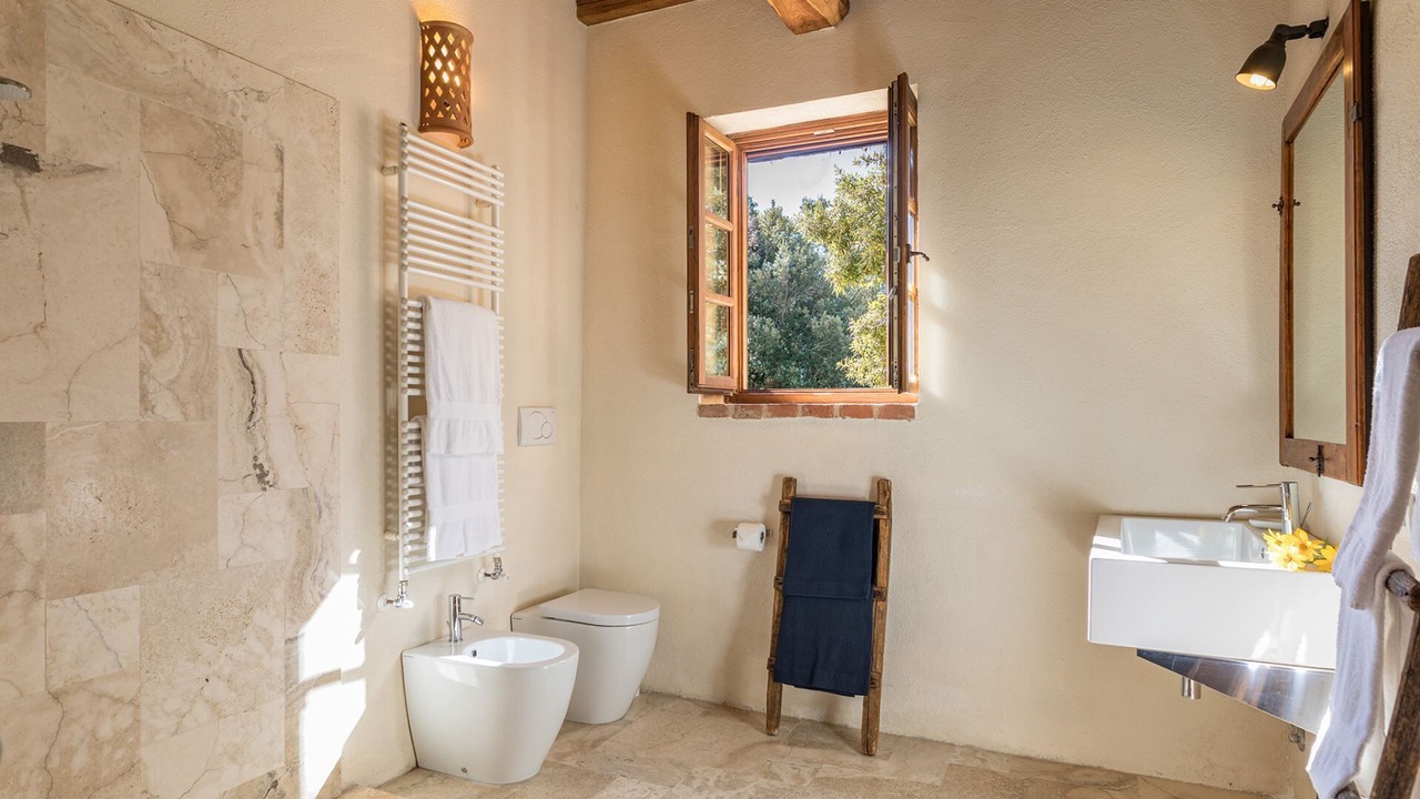 Photo of Bathroom in Murlo