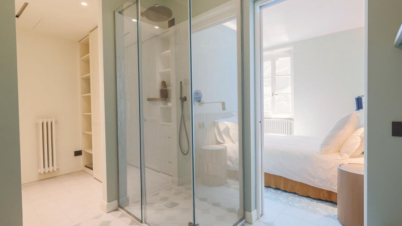 Photo of Bathroom in Colonno