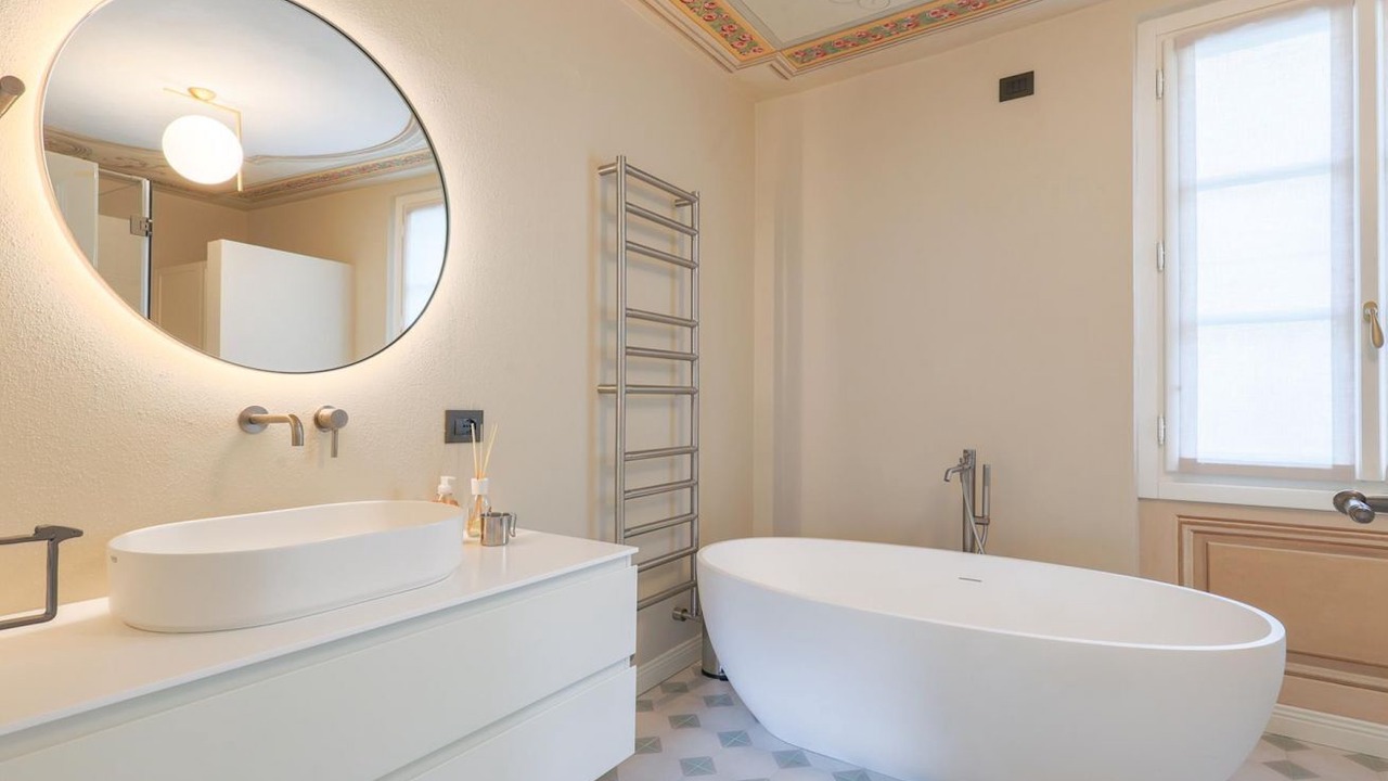 Photo of Bathroom in Colonno