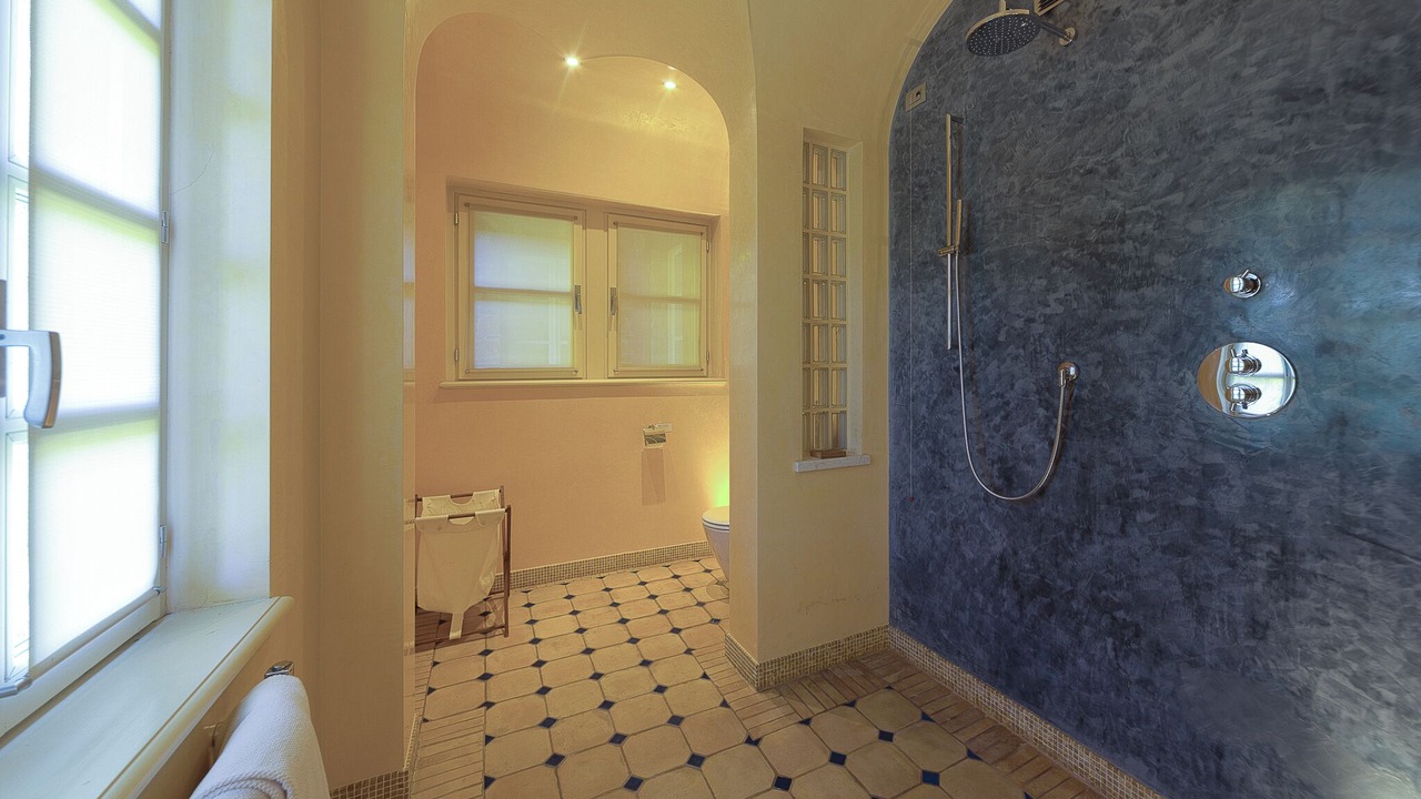 Photo of Bathroom in Menaggio