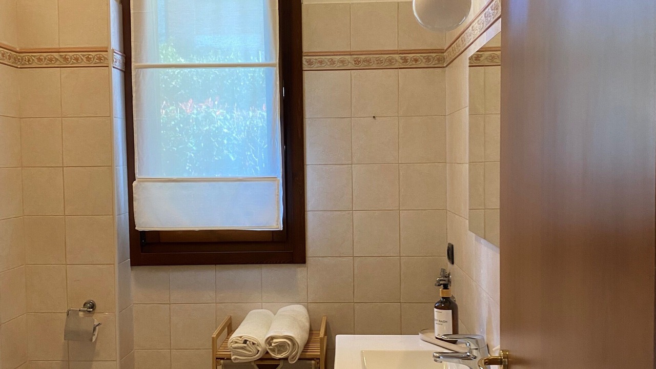 Photo of Bathroom in Albate