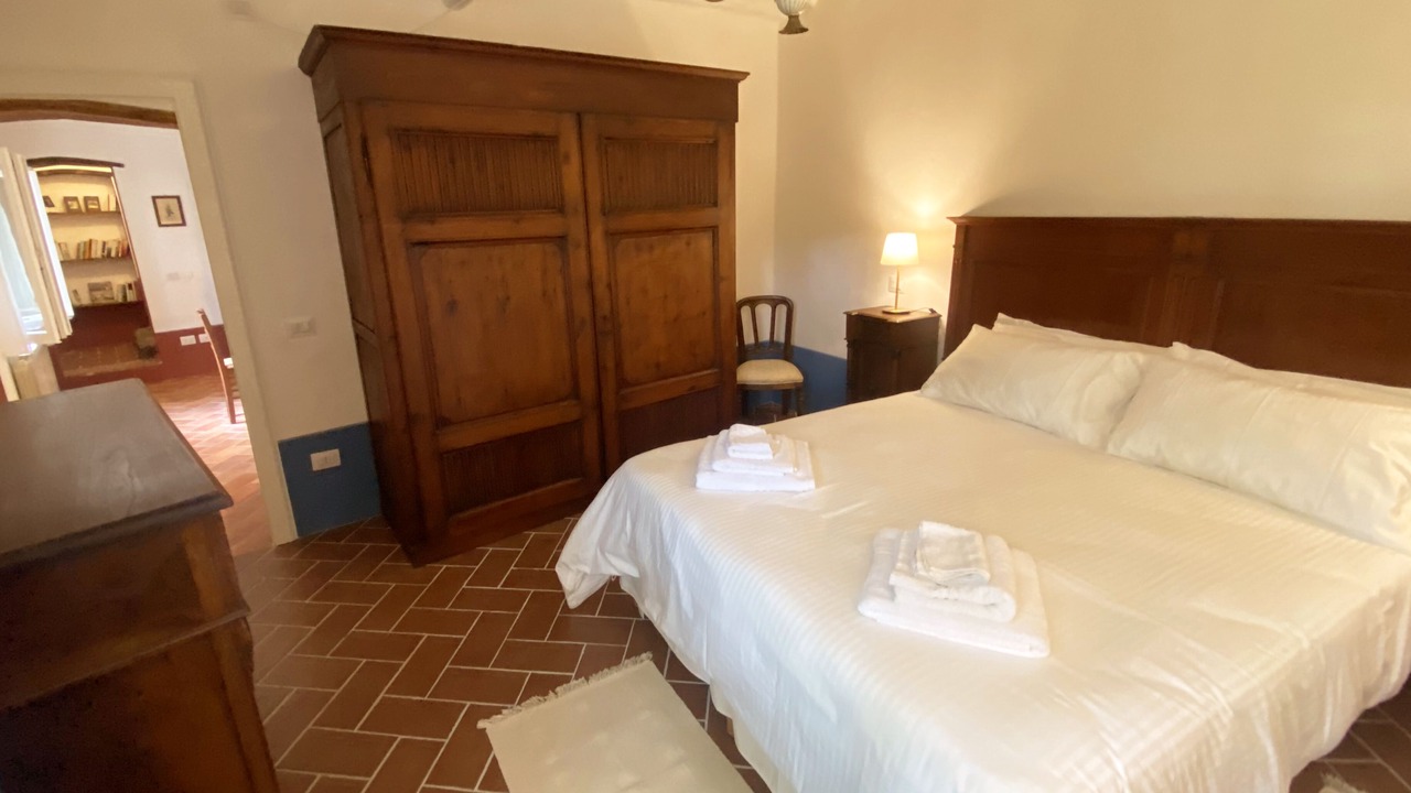 Photo of Bedroom in Lari