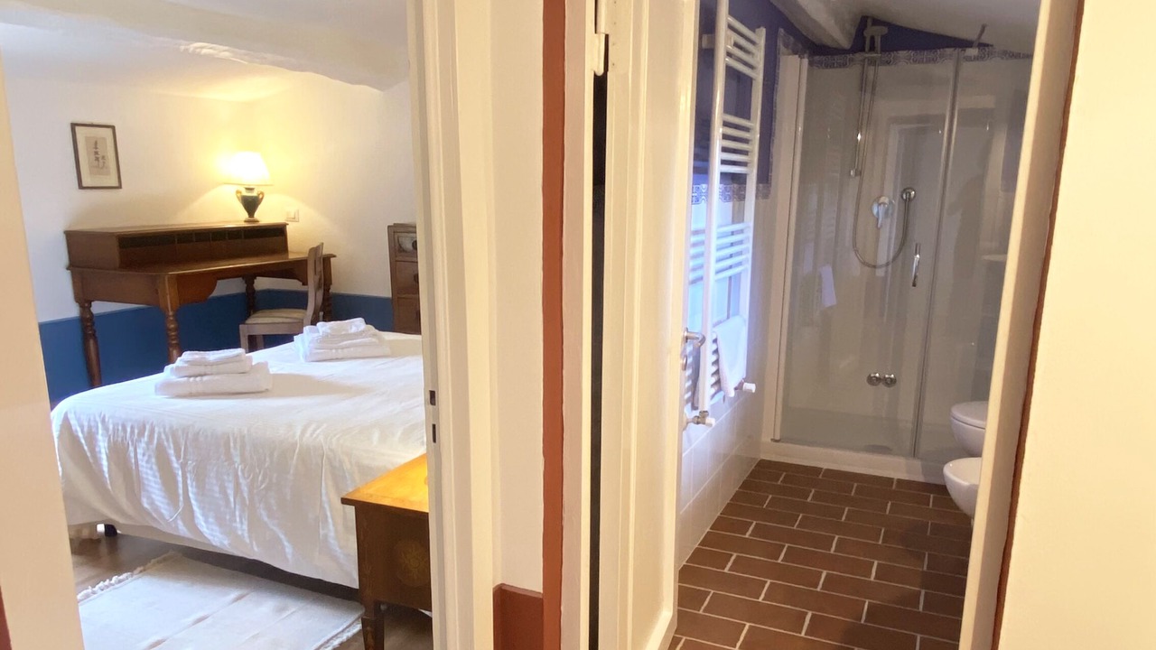 Photo of Bedroom in Lari