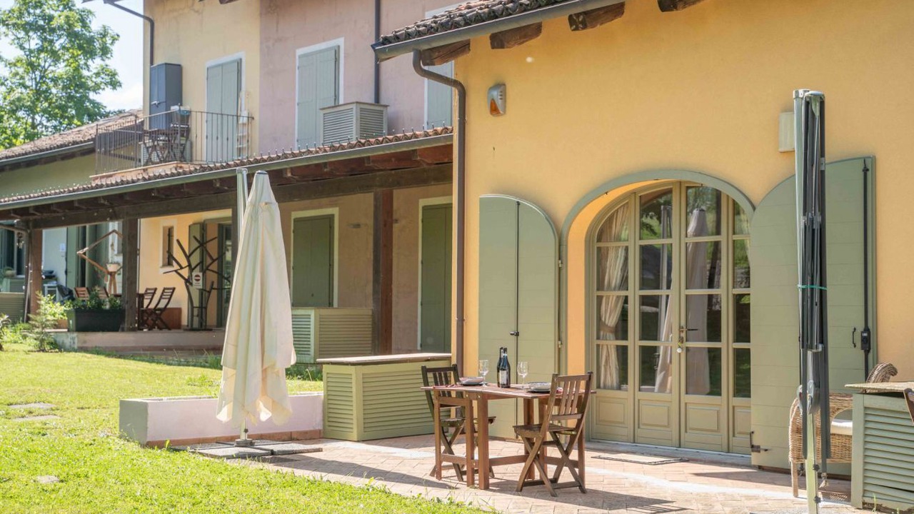 Photo of Outdoor in Novello