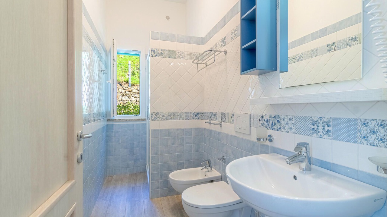 Photo of Bathroom in Framura