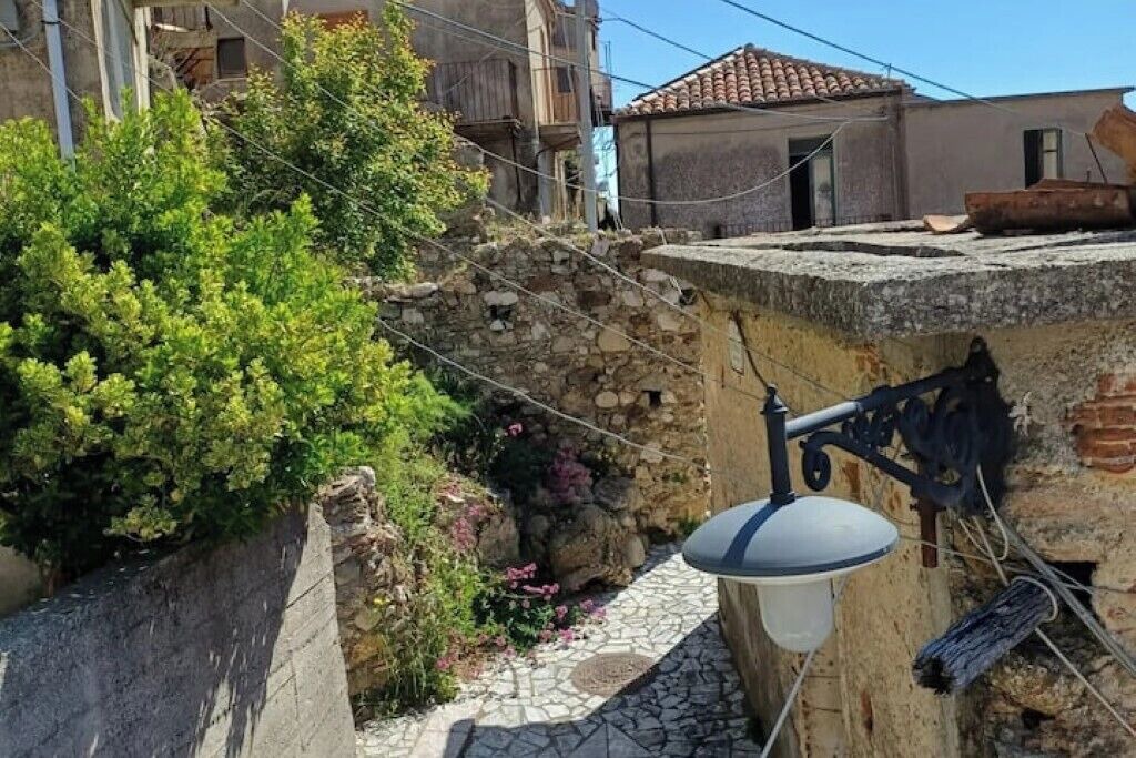 Photo of Outdoor in Staiti