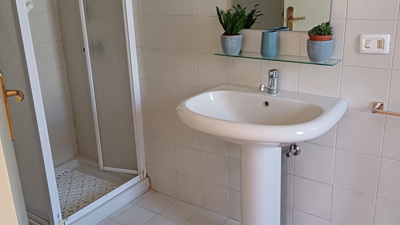Photo of Bathroom in Brancaleone Marina