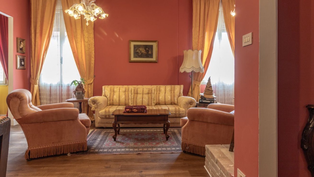 Photo of Livingroom in Ferrara Historic Centre