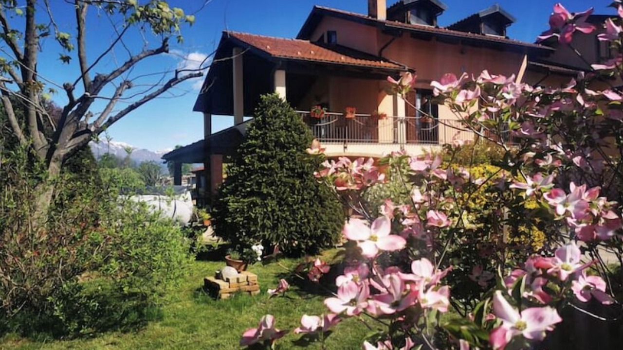 Photo of Outdoor in Favria