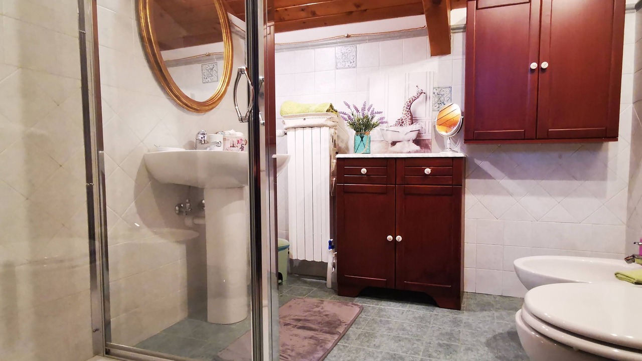 Photo of Bathroom in Favria