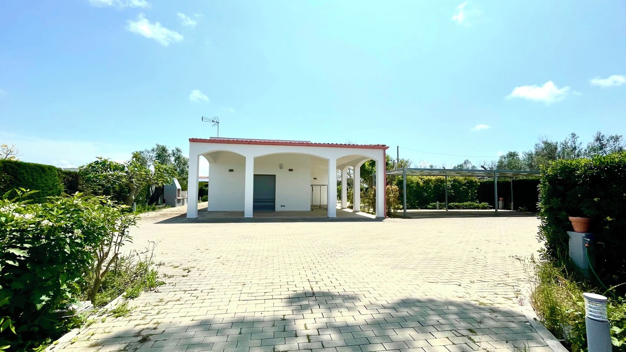 Photo of Outdoor in Matino