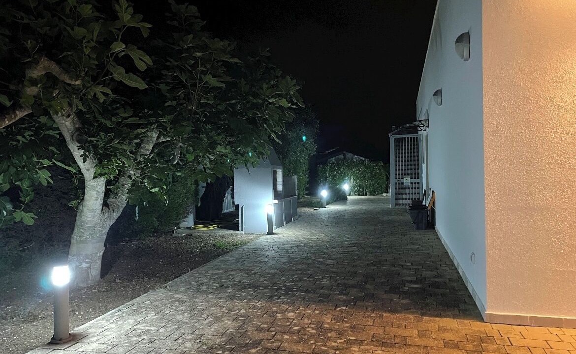 Photo of Outdoor in Matino