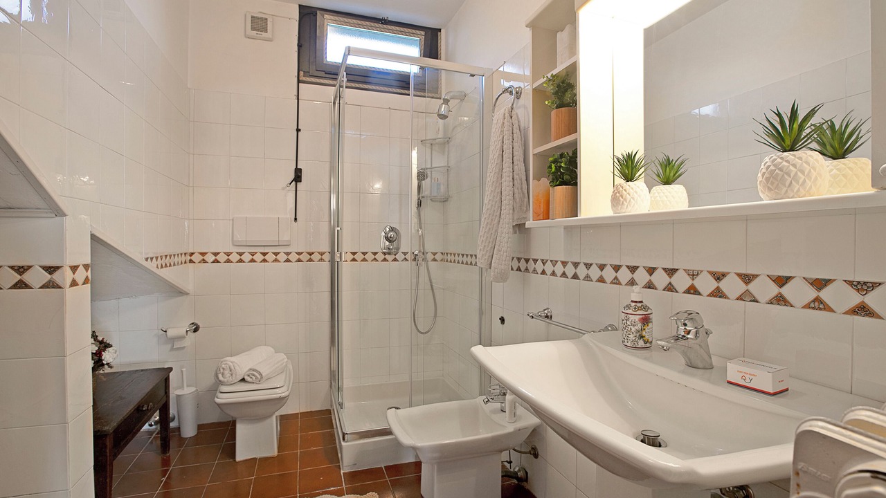 Photo of Bathroom in Massino Visconti