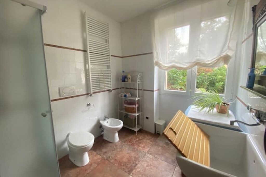 Photo of Bathroom in Mercallo