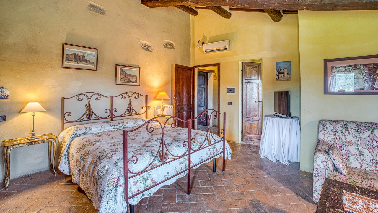 Photo of Bedroom in Teverina di Cortona