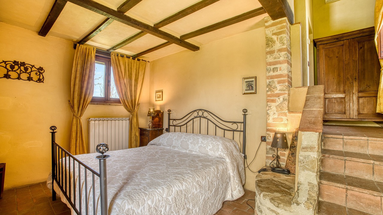 Photo of Bedroom in Teverina di Cortona